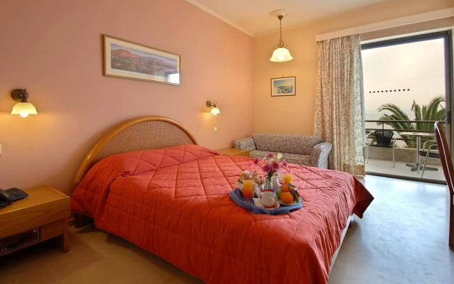 Golden Sand Hotel