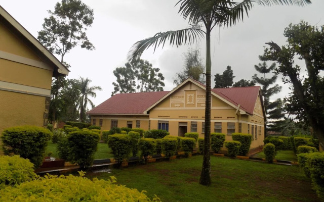 Green Garden Hotel