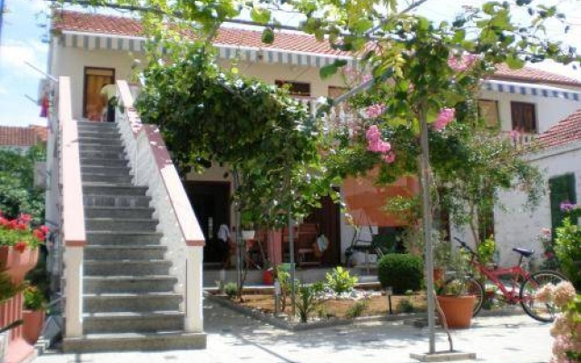 Apartments Vesna