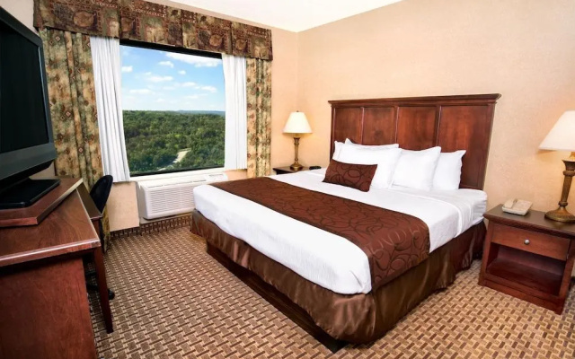 Grand Plaza Hotel, Trademark Collection by Wyndham