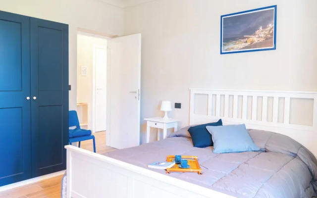 Lemon Apartment with Garden and Sea View