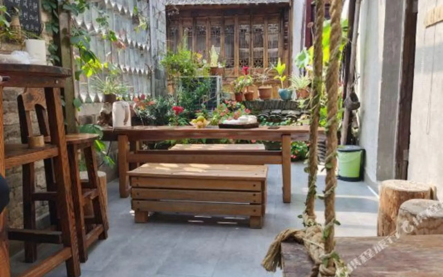 Jingguan Chinese Inn (Huizhou Ancient City)