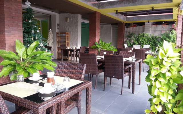 Purimas Resortel