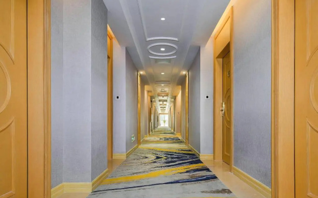 Vienna International Hotel Shenzhen Longhua Center