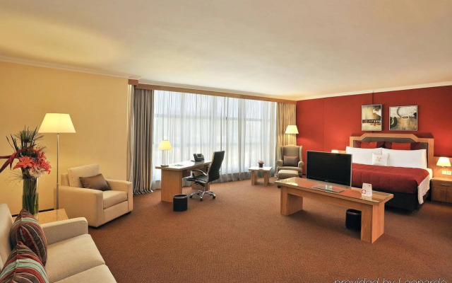 Hennessy Park Hotel