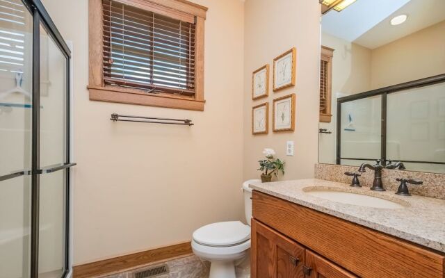 Trailside Tranquility