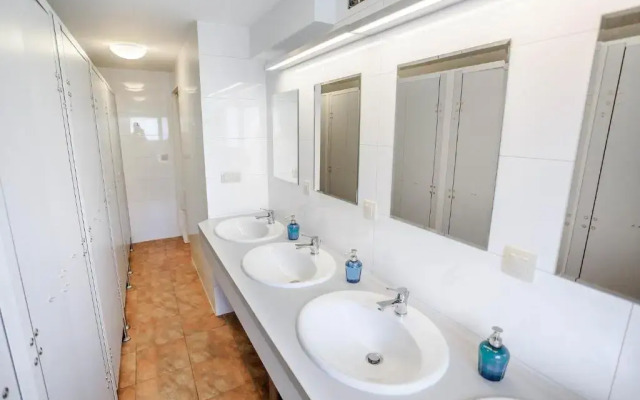 Botanik Hostel