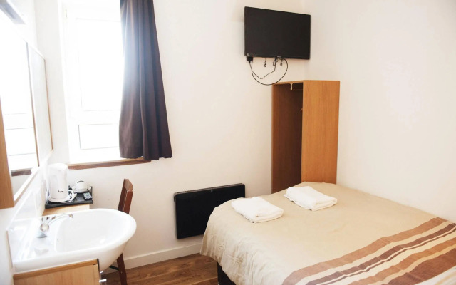 Charing Cross Hotel