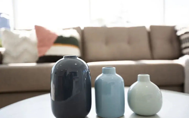 Wow Southport Apartment Near Light Rail Station