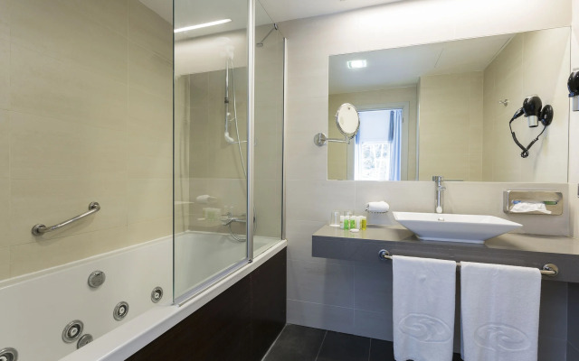 Palladium Hotel Cala Llonga - Adults Only