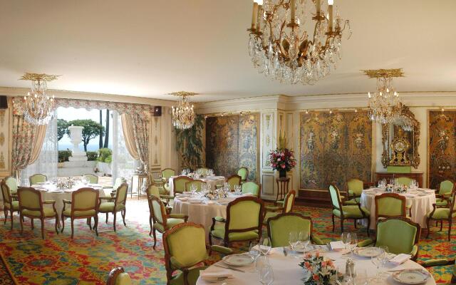 Отель Le Negresco