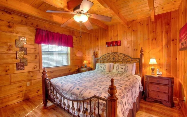 Amazing Views 2 Bedrooms 2 Bathrooms Cabin