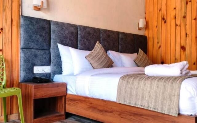 Qcent Woods Spa & Resort