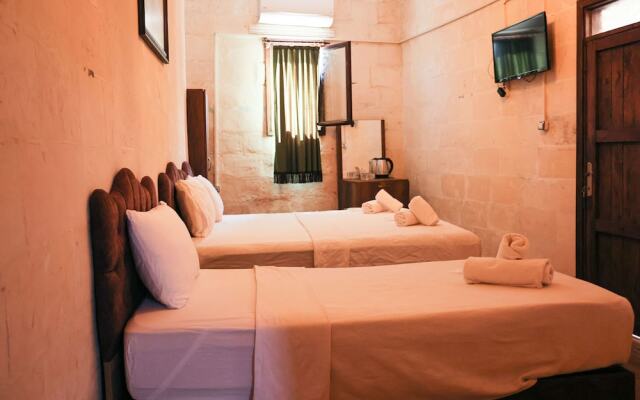 Serif Pasa Konaklari