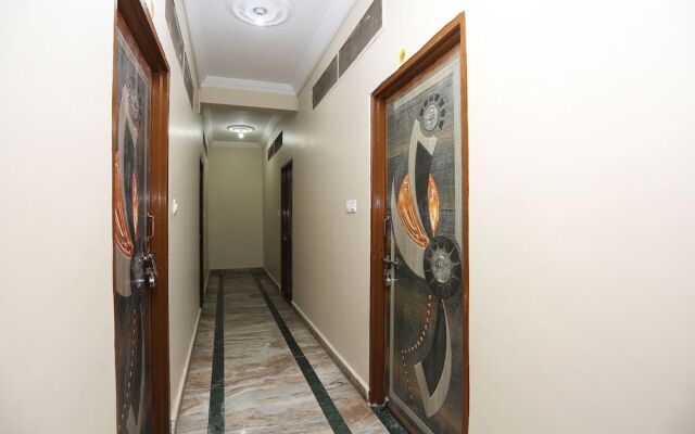 OYO 22665 Hotel Dev Shree