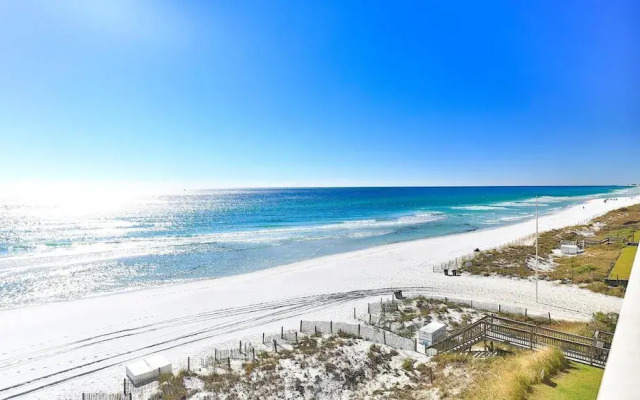 Crystal Dunes 405