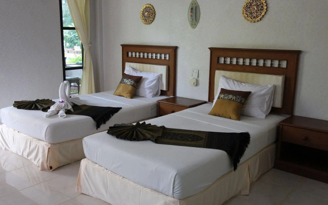 Lanta Villa Resort