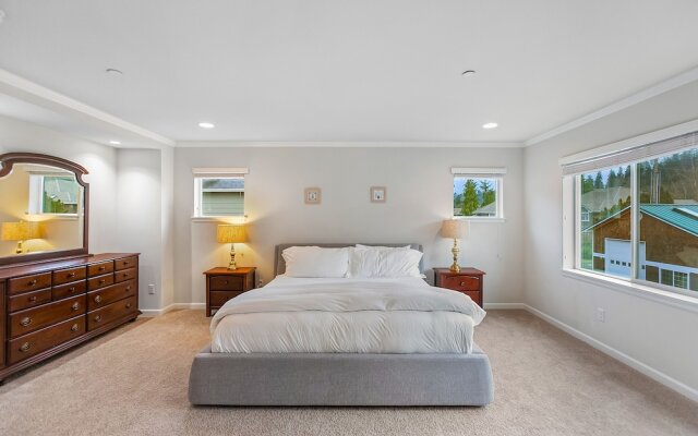Serenity Shores in Kenmore