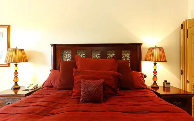 Upgraded Villa La Estancia W/view