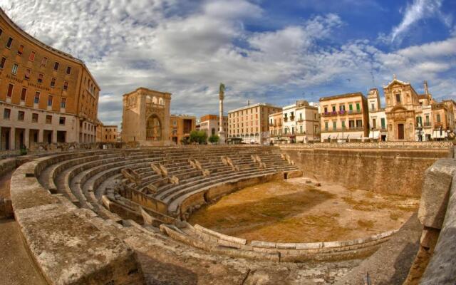 Central Plaza
