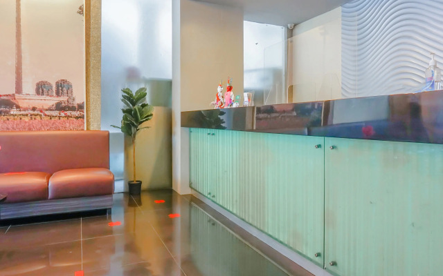OYO 90244 Hotel Antara