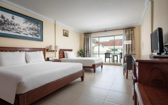 Angkor Holiday Hotel