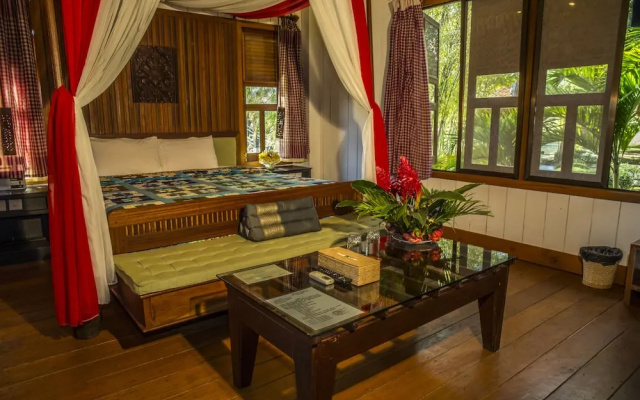 Romduol Island Chalet