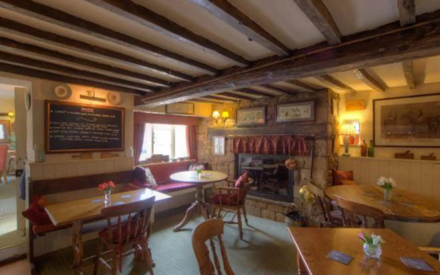 Old White Hart