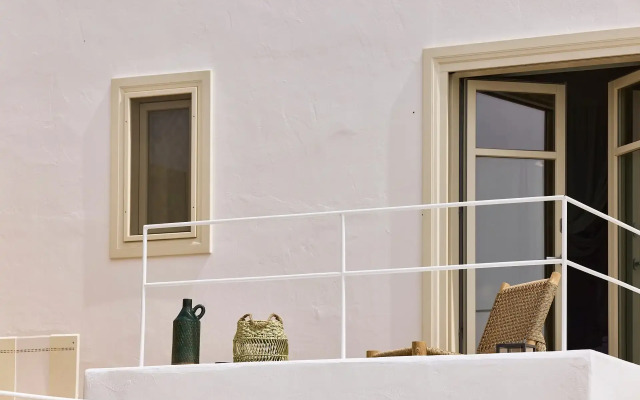 Niove Suites Milos