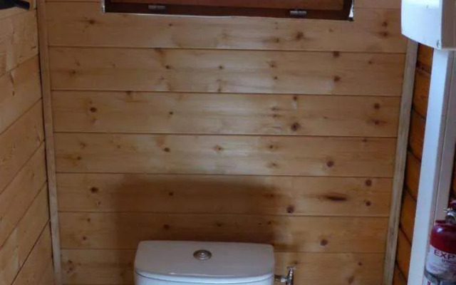 Camping A La Ferme De Bourras