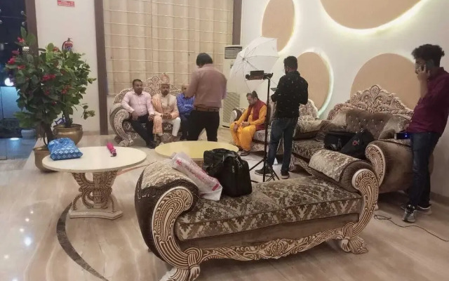 Hotel Devashish