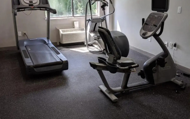 Country Inn & Suites by Radisson, Williamsburg East (Busch Gardens), VA