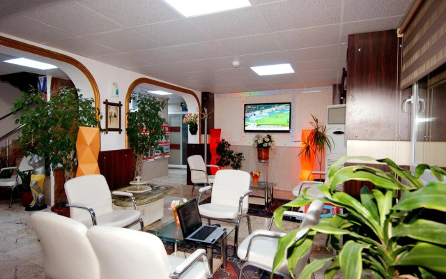 Lara Diamond Hotel