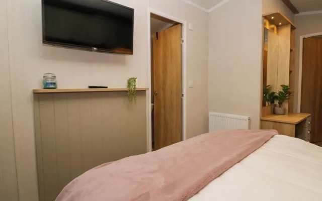 Lily Rose Lodge