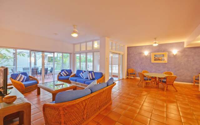 Balboa Holiday Apartments