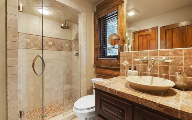 Wildwood Ridge 5 Bedroom Home