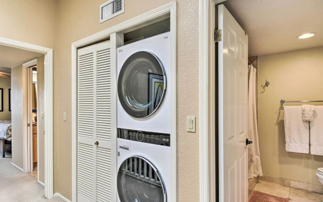 Golf Course Views, Hot Tub Access: Phoenix Home!