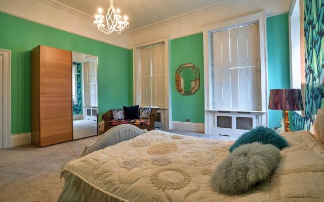 Stratford House - Luxury 4 Bed Townhouse
