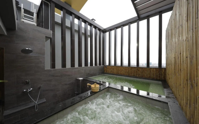 The View Serviced Residence