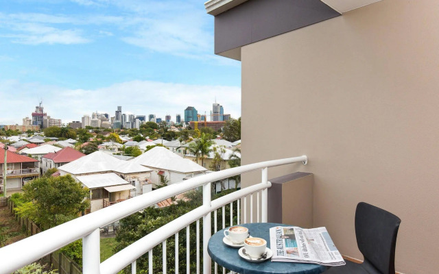 The Wellington Apartment Hotel