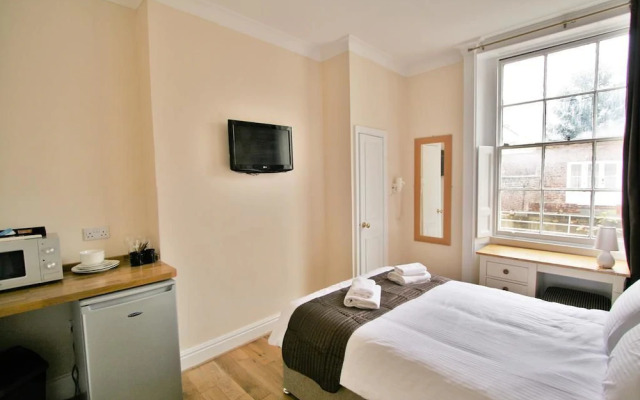 Central Studios Albion Street by RoomsBooked