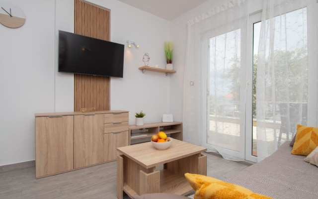 Apartment Maya