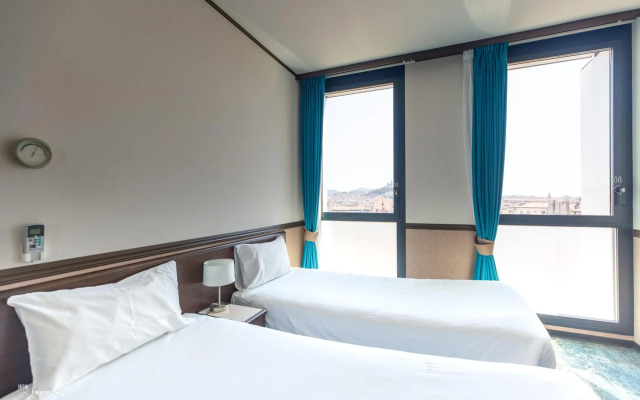 Toyoko Inn Marseille Saint Charles