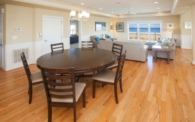 Atlantic Villa Fran-to-Sea - 9 Br Home