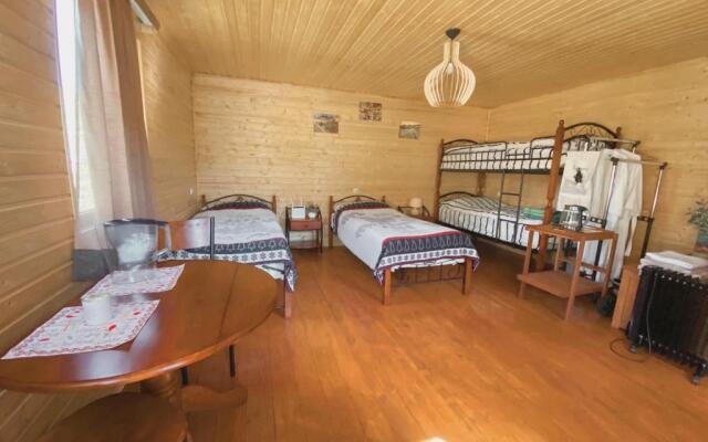 Ushguli Cabins