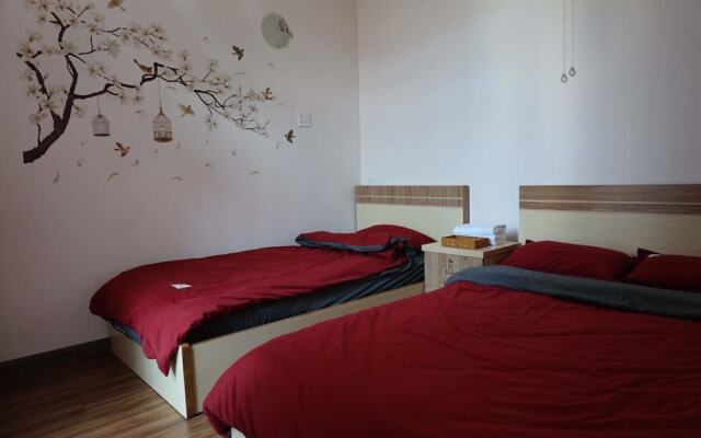 Bac Huong House - Hostel