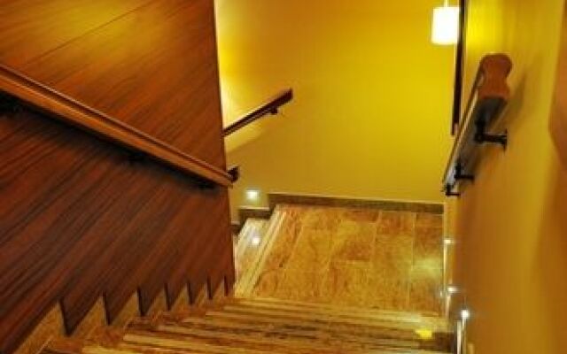 Hotel 365