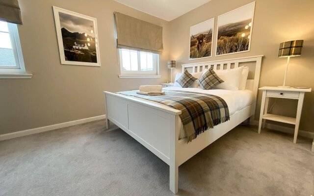 Modern Luxury 2bed Scottish Home