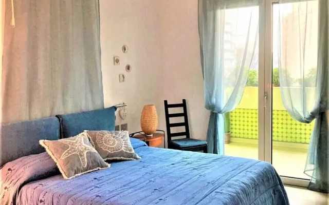Borsa 1- Bright apartment with balcony