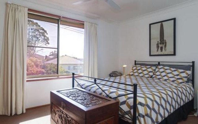 Dalwood', 1/43 Soldiers Point Road - Top Floor And Perfect For Small Boat Parking – Balcony – Soldiers Point